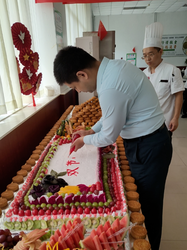 1712718772540817.jpg 2.jpg